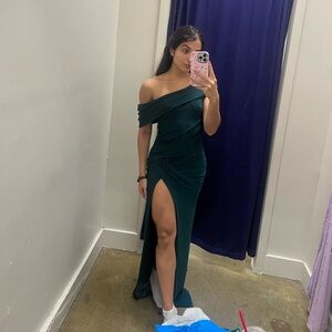 Windsor Green Off The Shoulder Dress